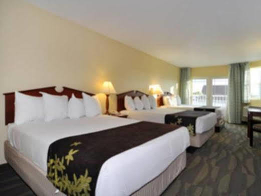 Gold Leaf Hotel Of Dewey Dewey Beach Bagian luar foto